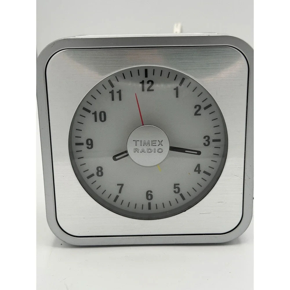 Vintage Timex T319S Easy To Read Alarm Clock Radio Silver Analog AMFM Snooze Y2K